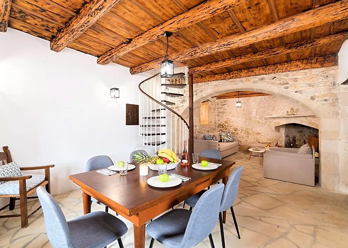 Holiday home Berghuette 'villa Barozziana' By Interhome